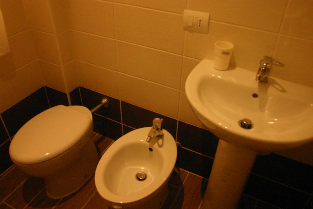 Vittoria Guest House Rome Extérieur photo